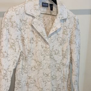 CHICO'S WHITE BLAZER